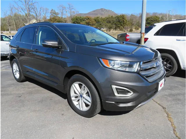 2018 Ford Edge SEL AWD photo