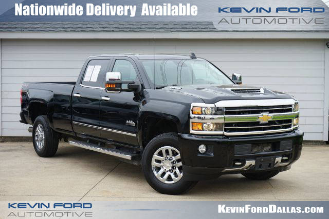 2018 Chevrolet Silverado 3500HD High Country 4WD photo