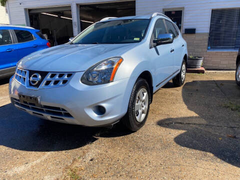 2015 Nissan Rogue Select S FWD photo