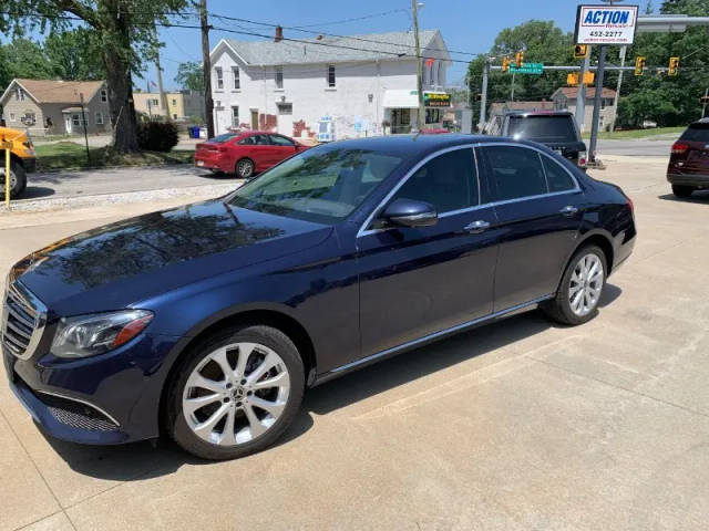 2018 Mercedes-Benz E-Class E 300 AWD photo