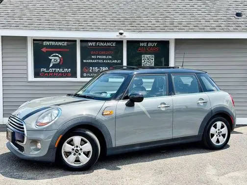 2018 MINI Hardtop 4 Door Cooper FWD photo