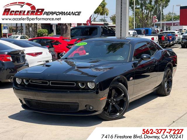 2018 Dodge Challenger R/T RWD photo