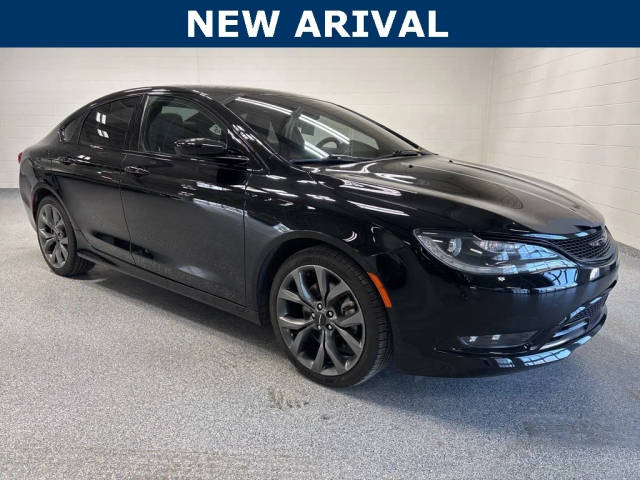 2015 Chrysler 200 S AWD photo