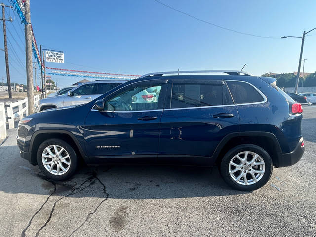 2018 Jeep Cherokee Latitude FWD photo