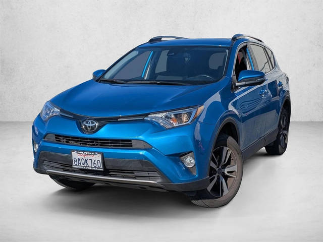 2018 Toyota RAV4 XLE FWD photo