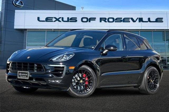 2018 Porsche Macan GTS AWD photo