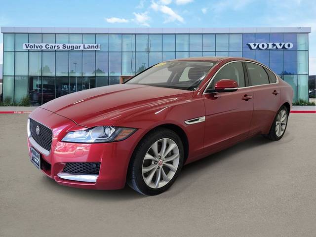 2018 Jaguar XF 25t Premium AWD photo