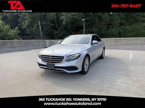 2018 Mercedes-Benz E-Class E 300 AWD photo