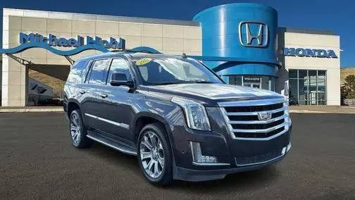 2018 Cadillac Escalade Luxury 4WD photo
