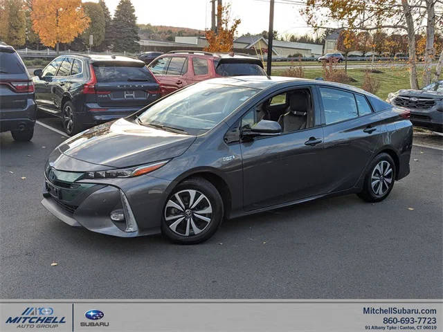 2017 Toyota Prius Prime Advanced FWD photo