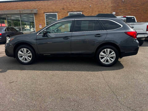 2018 Subaru Outback Limited AWD photo