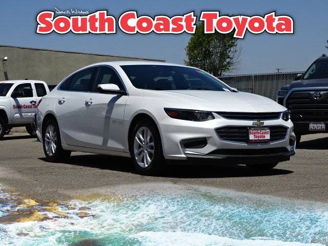 2017 Chevrolet Malibu LT FWD photo