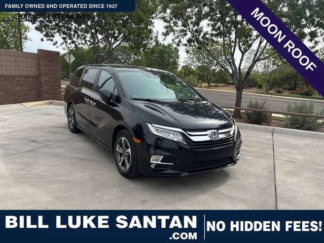 2018 Honda Odyssey Touring FWD photo