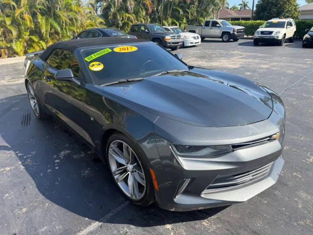 2017 Chevrolet Camaro 1LT RWD photo