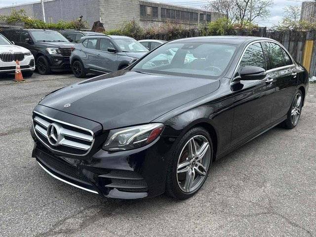 2018 Mercedes-Benz E-Class E 300 AWD photo