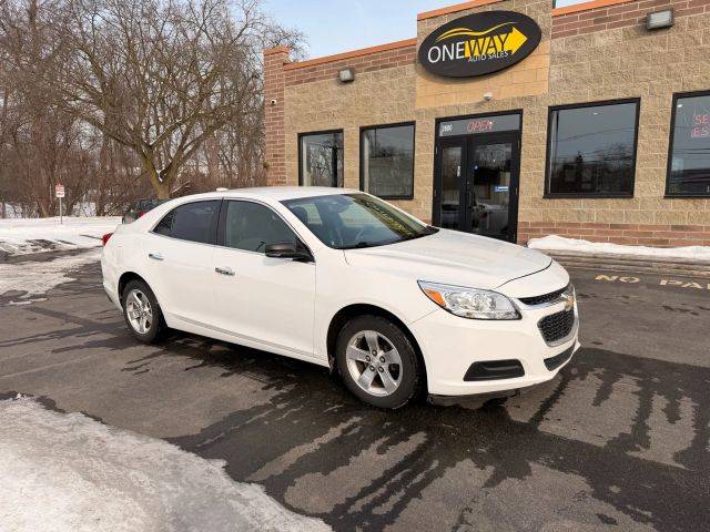 2016 Chevrolet Malibu LT FWD photo