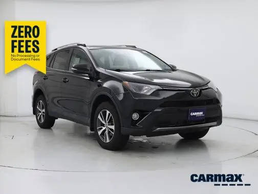 2018 Toyota RAV4 XLE AWD photo