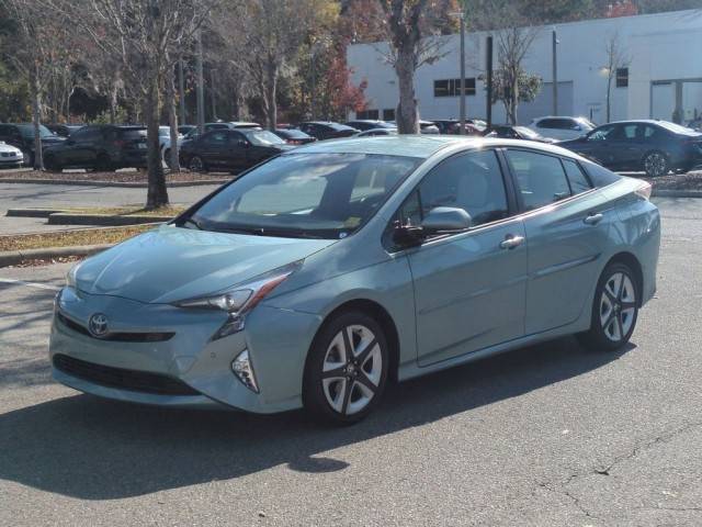 2017 Toyota Prius Four Touring FWD photo
