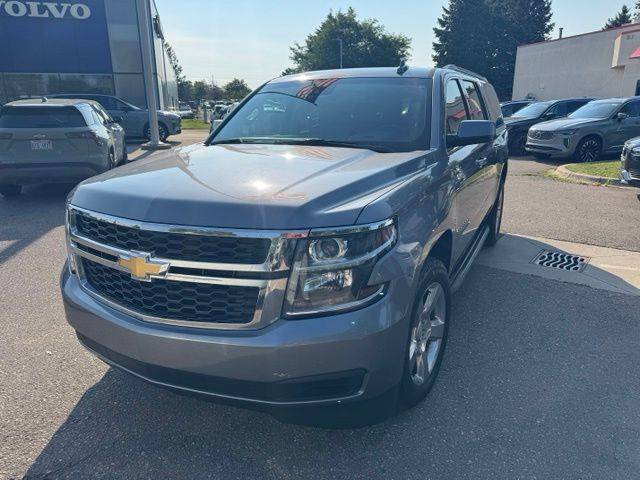 2018 Chevrolet Suburban LT 4WD photo