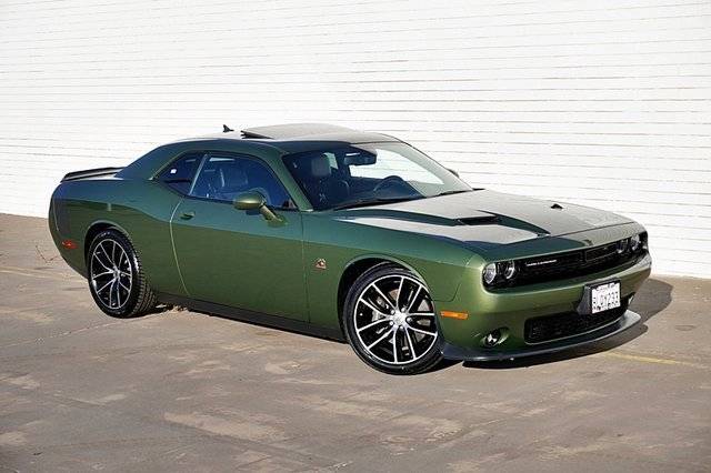 2018 Dodge Challenger R/T Scat Pack RWD photo