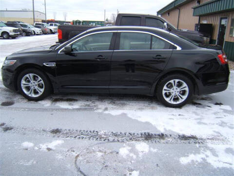2017 Ford Taurus SE FWD photo