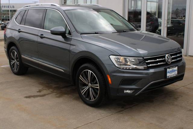 2018 Volkswagen Tiguan SEL FWD photo