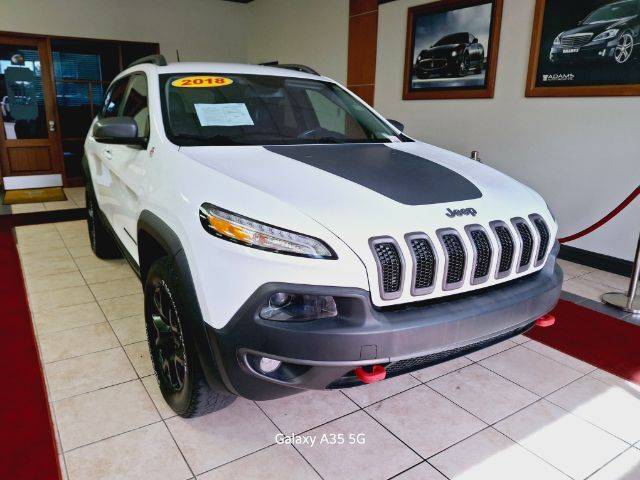 2018 Jeep Cherokee Trailhawk 4WD photo