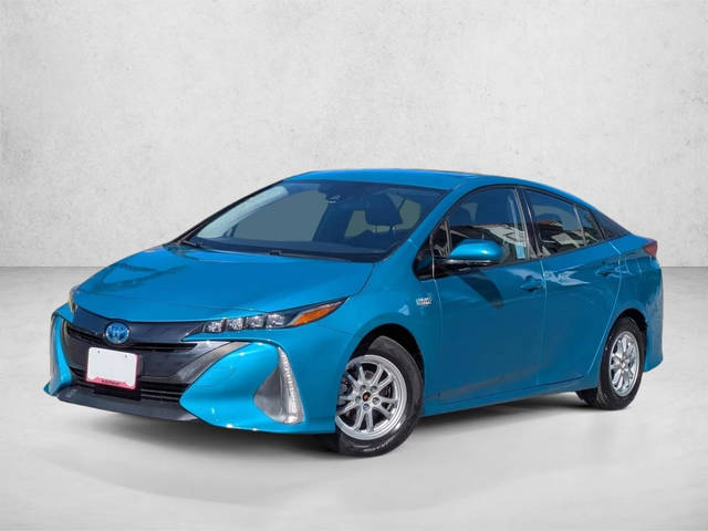 2017 Toyota Prius Prime Premium FWD photo