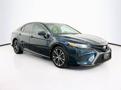 2018 Toyota Camry SE FWD photo