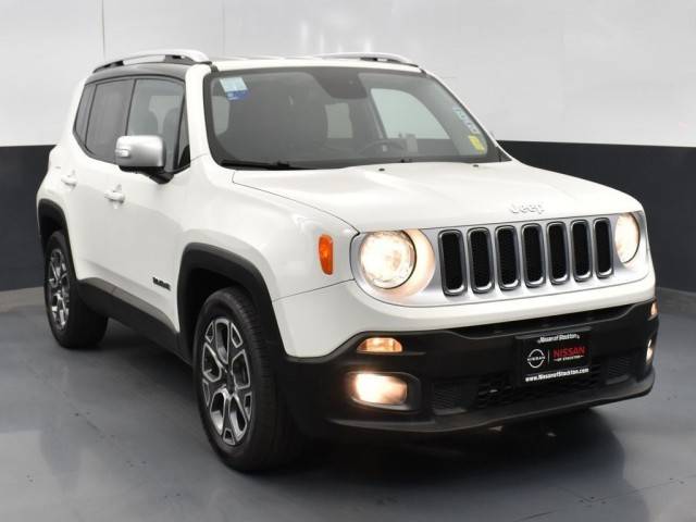 2017 Jeep Renegade Limited FWD photo
