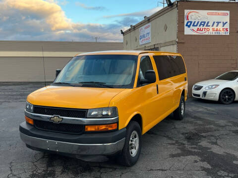 2017 Chevrolet Express Cargo  RWD photo