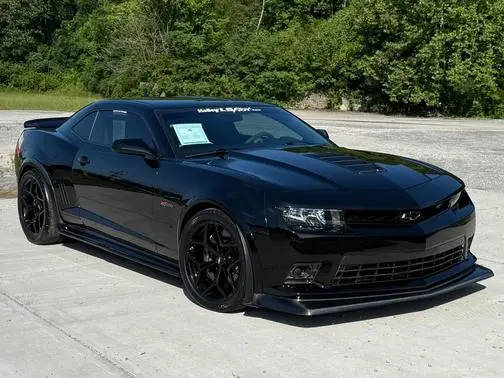 2015 Chevrolet Camaro Z/28 RWD photo