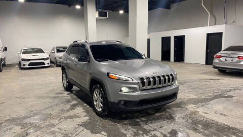 2018 Jeep Cherokee Latitude Plus 4WD photo
