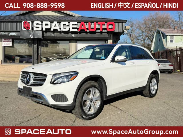 2018 Mercedes-Benz GLC-Class GLC 300 AWD photo