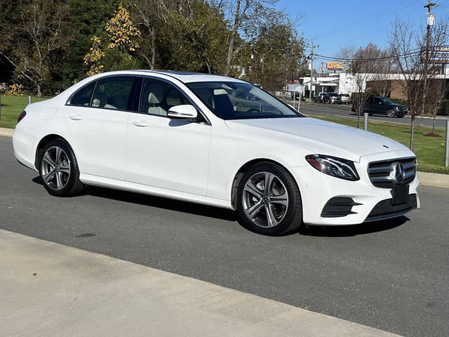 2018 Mercedes-Benz E-Class E 300 RWD photo