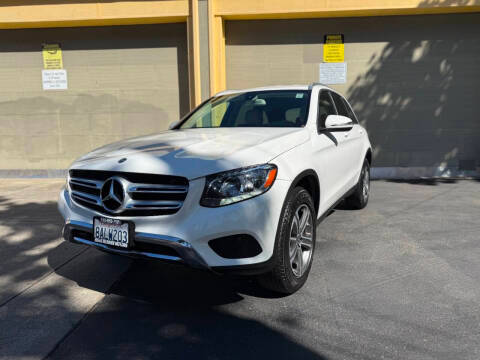 2018 Mercedes-Benz GLC-Class GLC 300 AWD photo