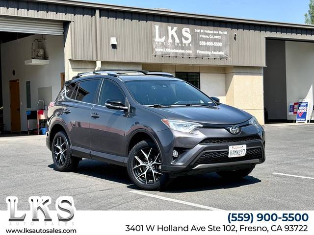 2018 Toyota RAV4 SE AWD photo