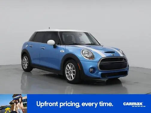 2018 MINI Hardtop 4 Door Cooper S FWD photo