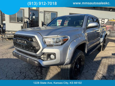 2017 Toyota Tacoma TRD Off Road 4WD photo