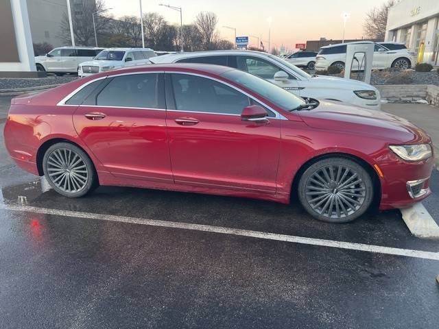 2018 Lincoln MKZ Reserve FWD photo