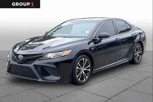 2018 Toyota Camry SE FWD photo