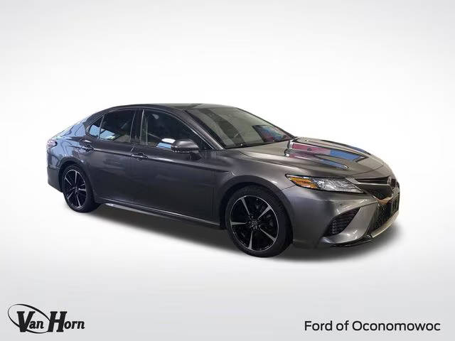 2018 Toyota Camry XSE FWD photo