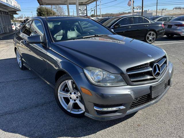 2015 Mercedes-Benz C-Class C 250 RWD photo