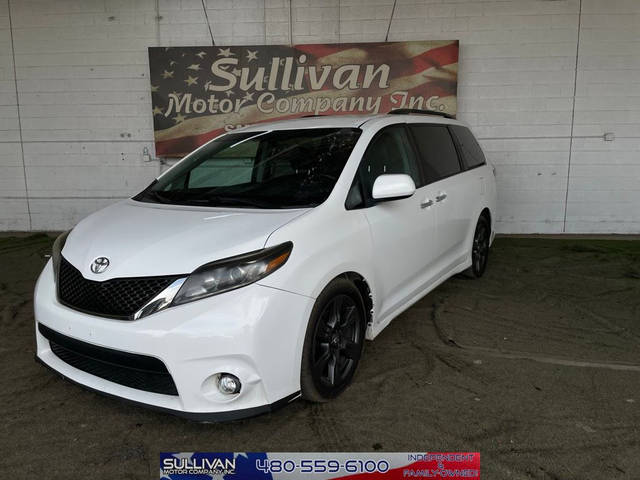 2017 Toyota Sienna SE FWD photo
