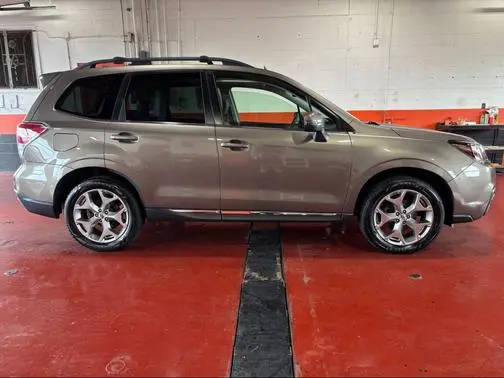 2018 Subaru Forester Touring AWD photo