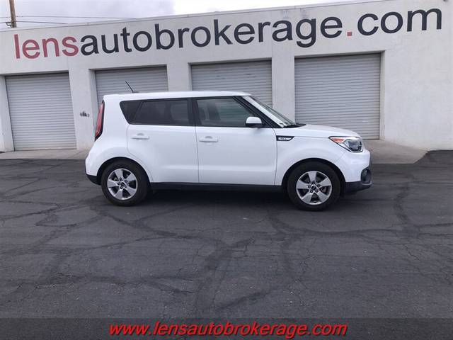 2018 Kia Soul Base FWD photo