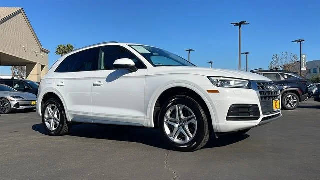 2018 Audi Q5 Premium AWD photo