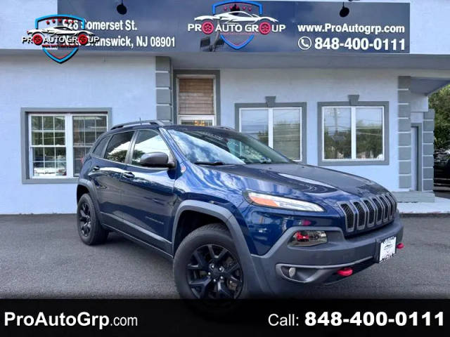 2018 Jeep Cherokee Trailhawk 4WD photo