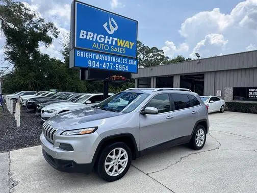 2018 Jeep Cherokee Latitude FWD photo