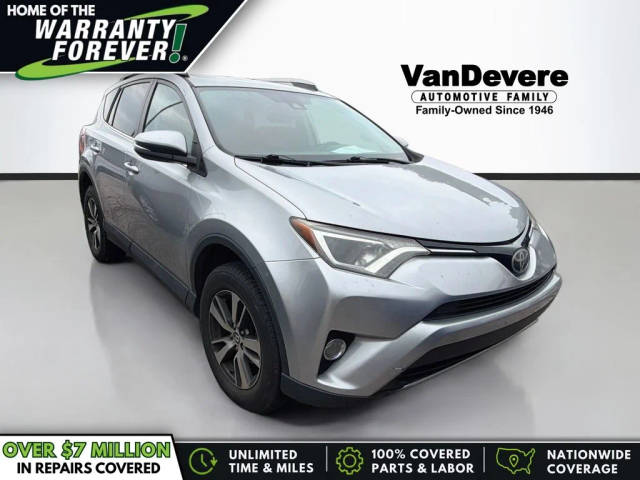 2017 Toyota RAV4 XLE AWD photo